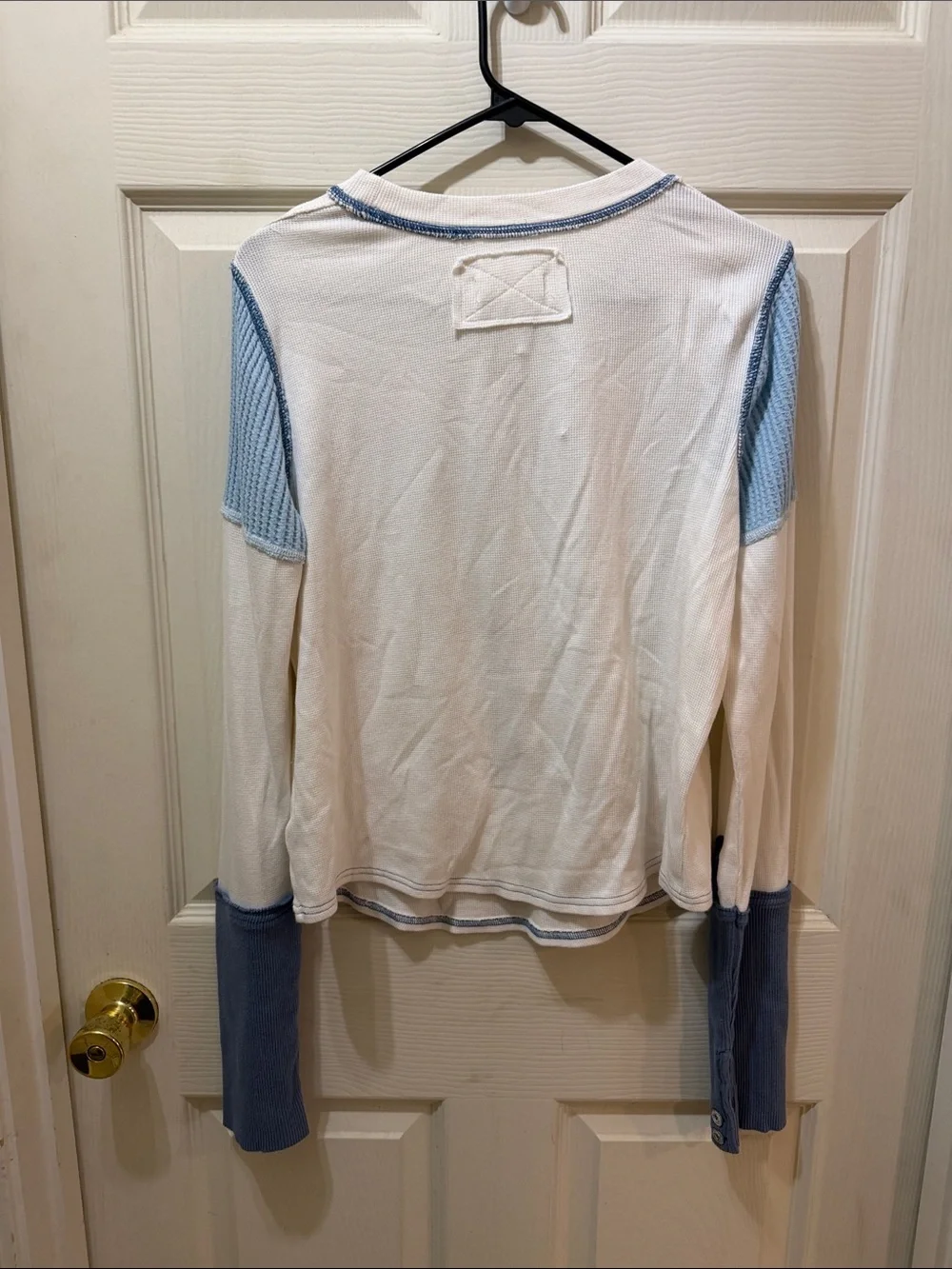 NWT We The Free / Free People top with 98 Applique - Picture 3 of 5